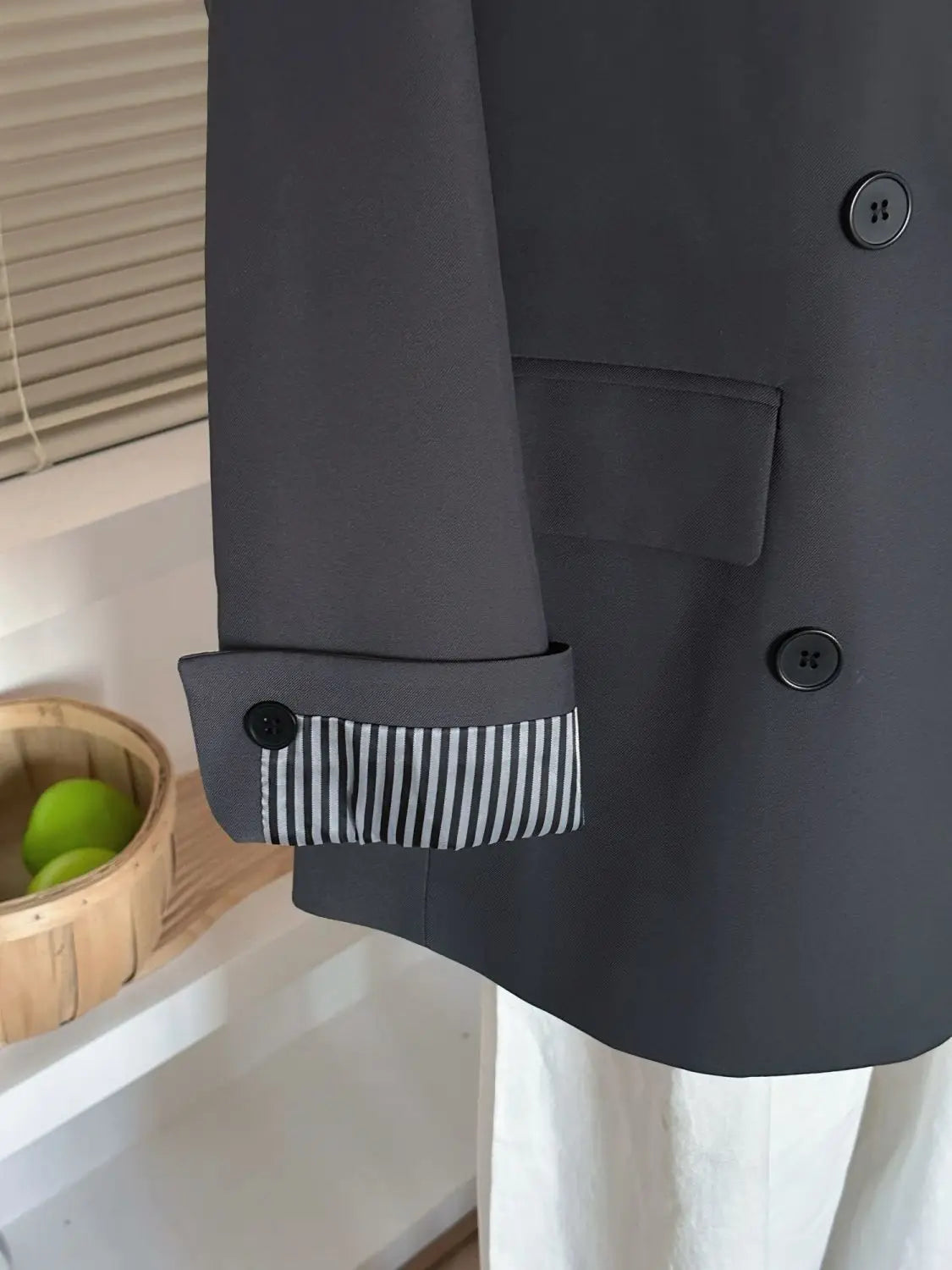 Solid Color Long-sleeved Buttoned Cardigan with Korean Style Casual Loose Lazy Style Blazer for Women