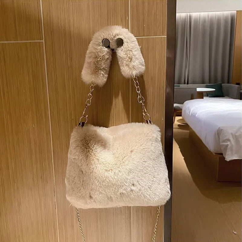 Plush Faux Fur Tote Bag for Women Winter Shoulder Bag Casual Fluffy Crossbody Bags Fashion Chain Handbag Girls Soft Purse