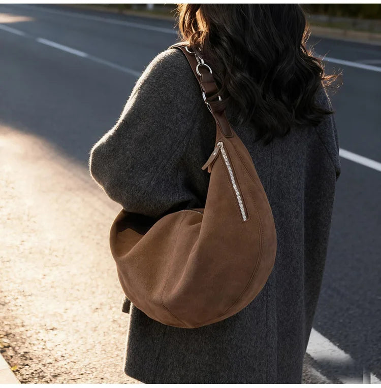 New Retro Comfortable Simple Hobo Bag Women Large Capacity Versatile Texture Crossbody Shoulder Bag Korean Style Matte Horn Bag