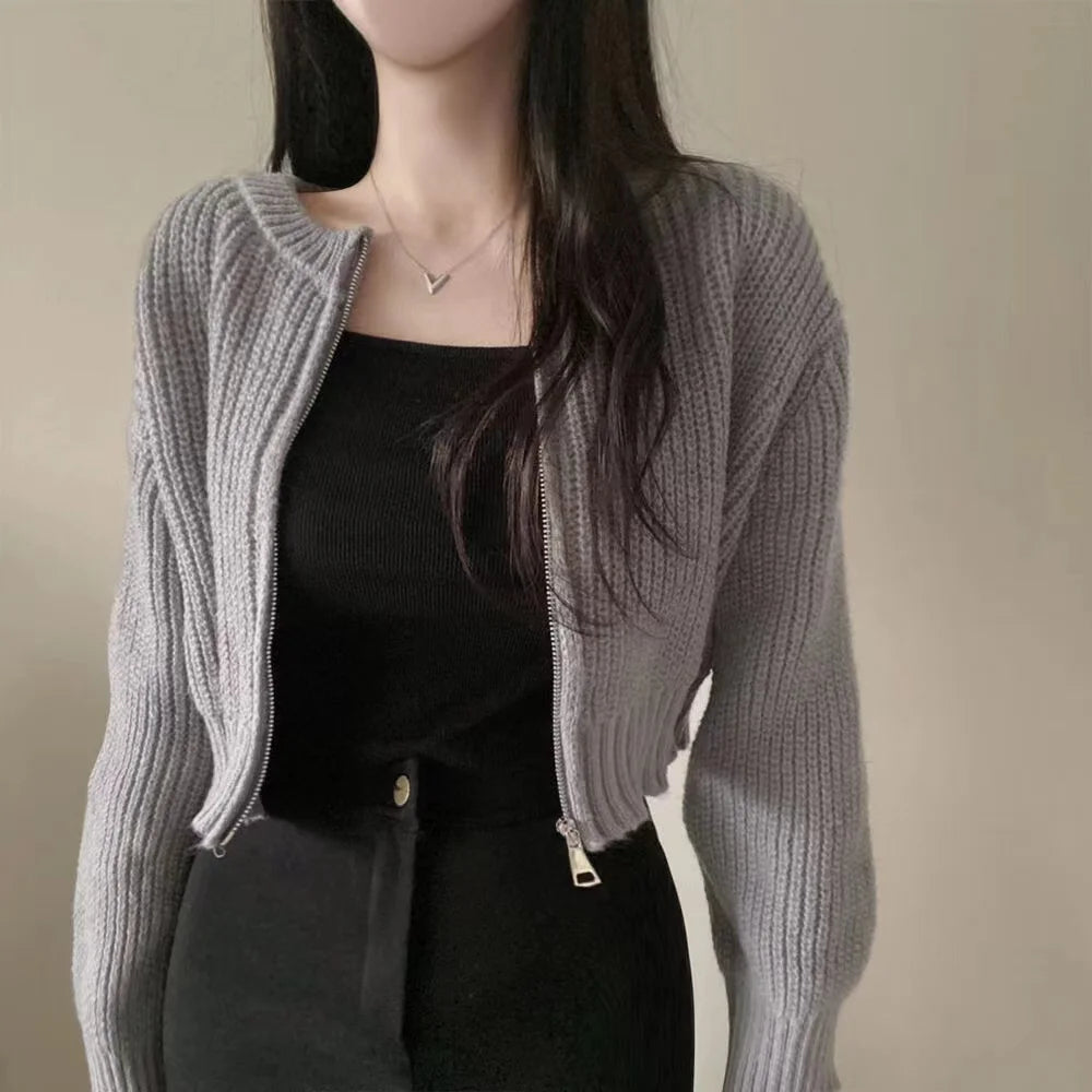 Short Sweater Zipper O-neck Knitted Cardigan Coat Casual Basic Solid Black Women Clothes Winter All-match Thick 2024 Lady Trend