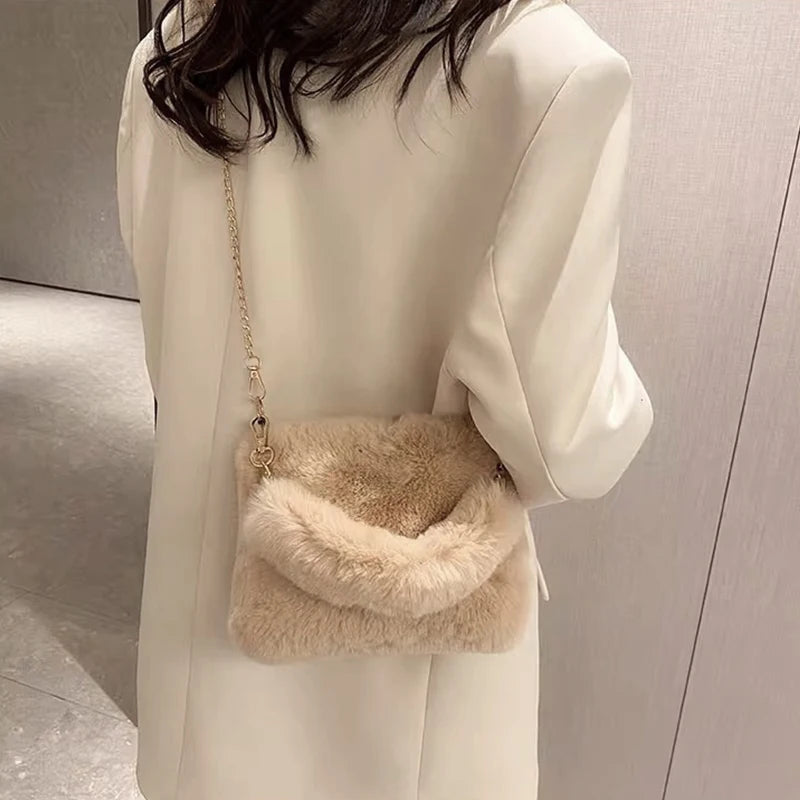 Plush Faux Fur Tote Bag for Women Winter Shoulder Bag Casual Fluffy Crossbody Bags Fashion Chain Handbag Girls Soft Purse