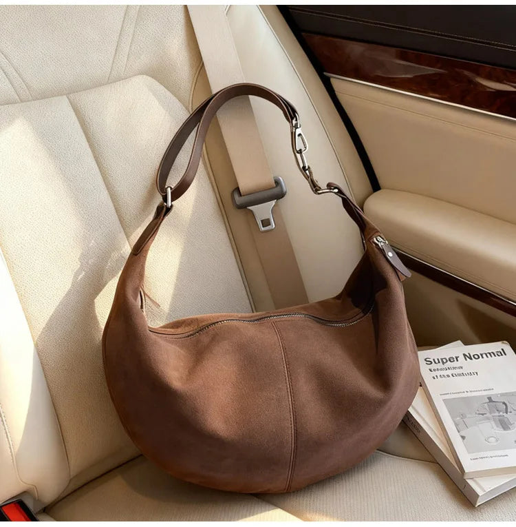 New Retro Comfortable Simple Hobo Bag Women Large Capacity Versatile Texture Crossbody Shoulder Bag Korean Style Matte Horn Bag