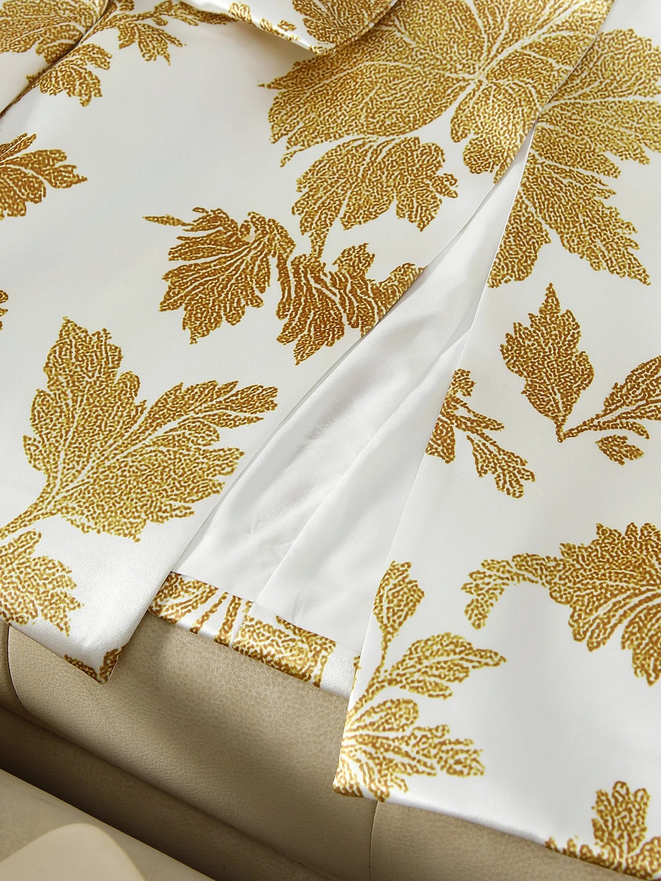 Elegant Fashion Casual Glamorous Long Blazer with Exquisite Print Design, No pockets Stylish Outerwear, Available in all seasons