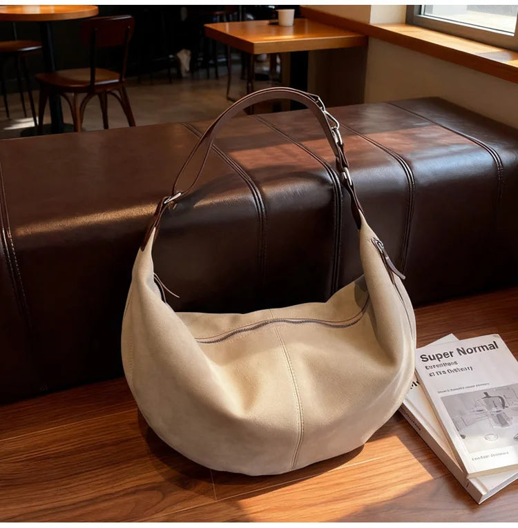 New Retro Comfortable Simple Hobo Bag Women Large Capacity Versatile Texture Crossbody Shoulder Bag Korean Style Matte Horn Bag