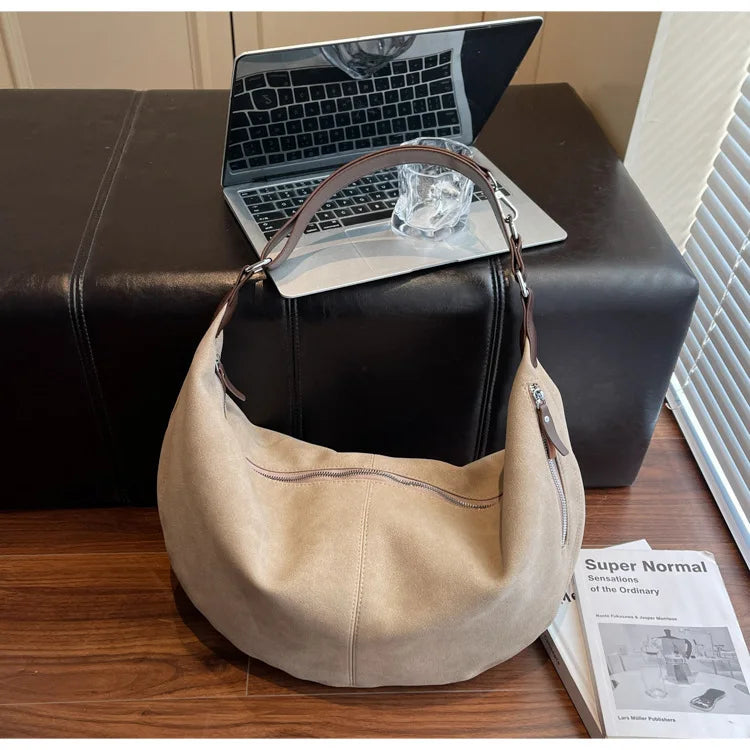 New Retro Comfortable Simple Hobo Bag Women Large Capacity Versatile Texture Crossbody Shoulder Bag Korean Style Matte Horn Bag