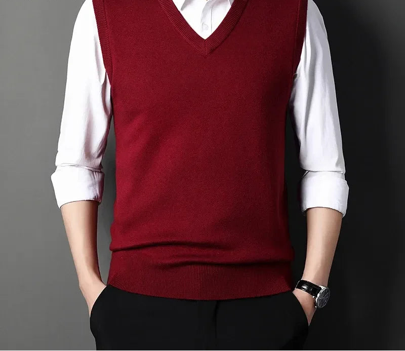 2024 Autumn Winter New Men's Solid Color V-neck Knitted Vest Casual Fashion Warm Sweater Versatile Top