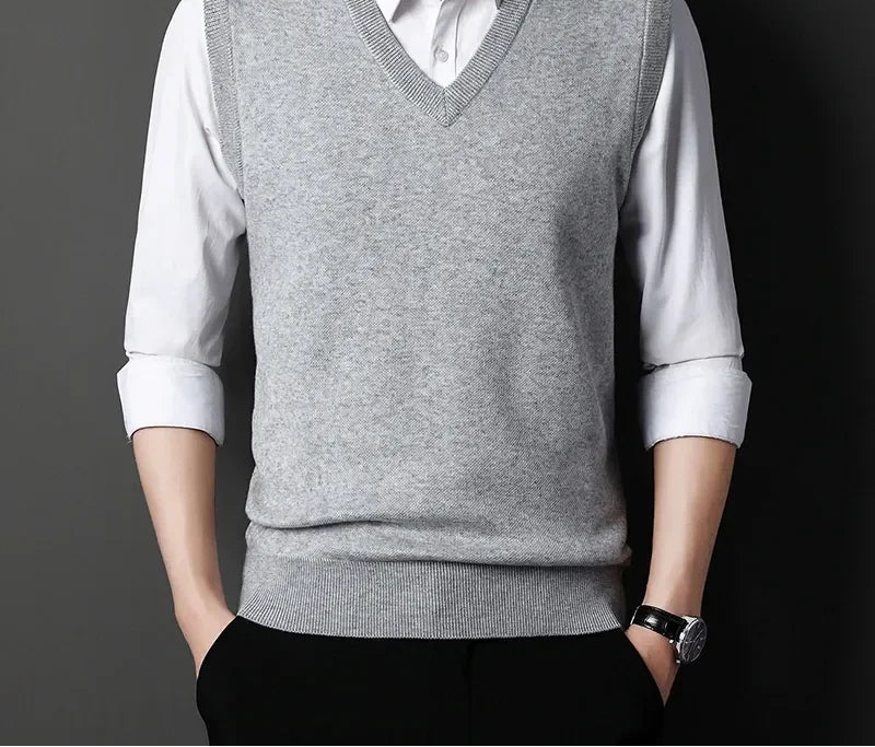 2024 Autumn Winter New Men's Solid Color V-neck Knitted Vest Casual Fashion Warm Sweater Versatile Top